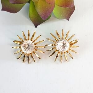 Vintage Golden Flower Sarah Coventry Clip On Earrings